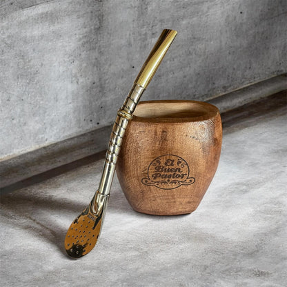 Mate de Madera Algarrobo GALLETA mas Bombilla Alpaca El Buen Pastor
